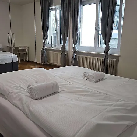 Downtown Dream 3 5br With Balcony And Style Ba21