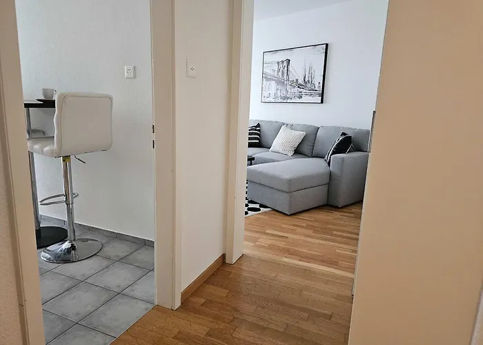 בית נופש Downtown Dream 3 5br With Balcony And Style Ba21 ציריך