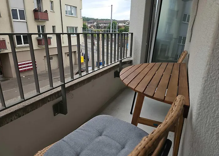 בית נופש Downtown Dream 3 5br With Balcony And Style Ba21 ציריך