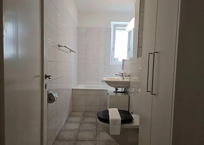 Downtown Dream 3 5br With Balcony And Style Ba21 *