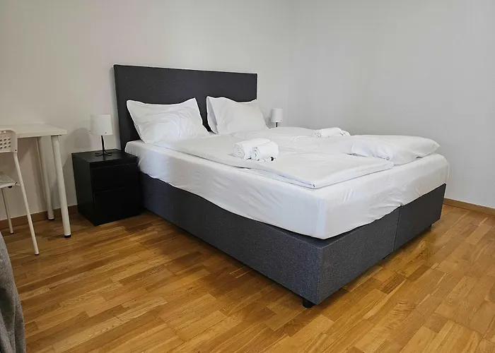 Downtown Dream 3 5br With Balcony And Style Ba21