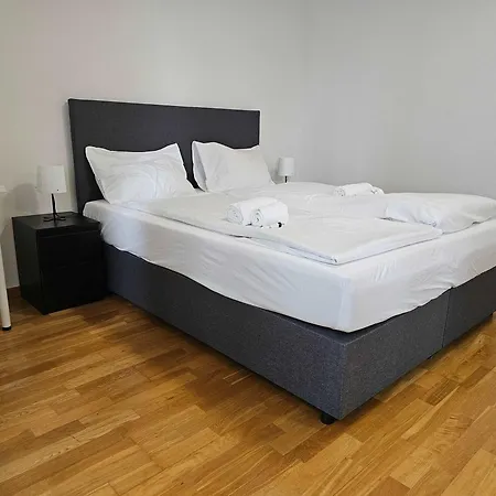 Downtown Dream 3 5br With Balcony And Style Ba21